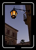 05 Mdina Street Light * 400 x 600 * (120KB)